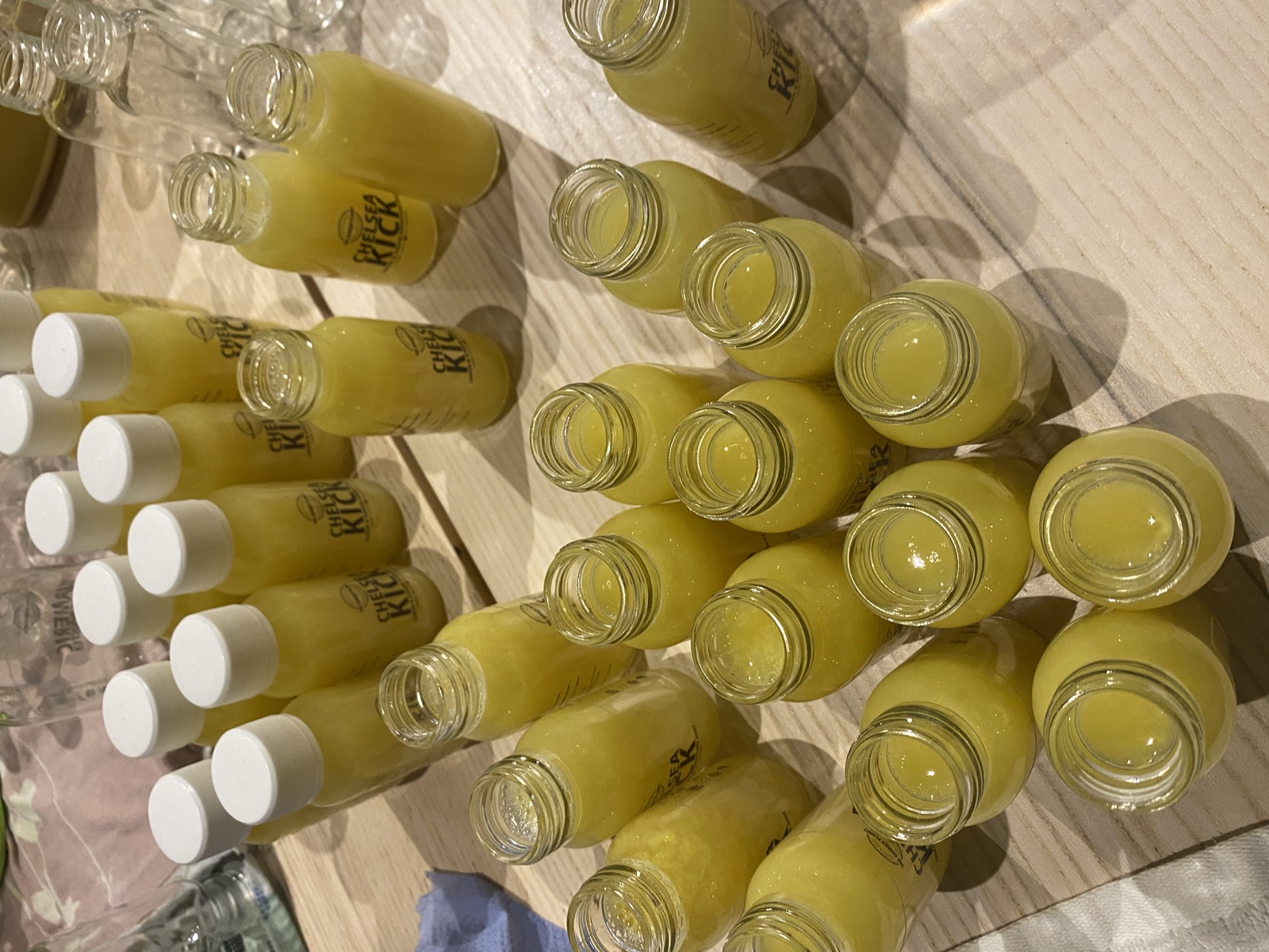 Night press — Amelia